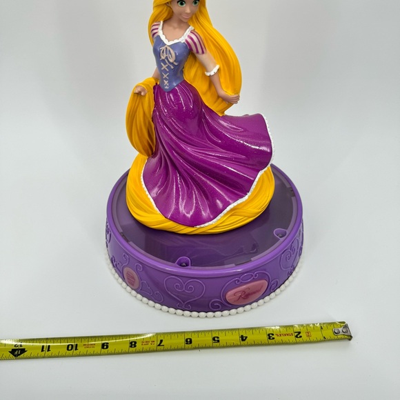 Disney Princess Rapunzel Tangled Musical Coin Piggy Bank Singing Light Up Sounds - Picture 9 of 9